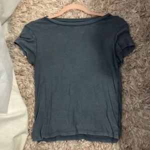 Grayish blue ribbed t shirt